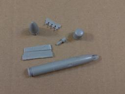 1/48~樹脂剩餘套件~1970年代美國戰鬥機的頭盔,面罩與氧氣管 歷史價格詳細信息