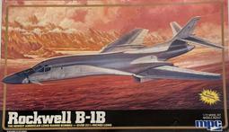 MONOGRAM 1/25 法拉利 FERRARI  GTO (門全可開.附精細引擎內構) 歷史價格詳細信息