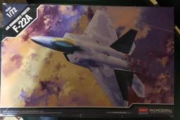 Academy  1/72   F-22A'猛禽'戰鬥機   (FA12423) 歷史價格詳細信息
