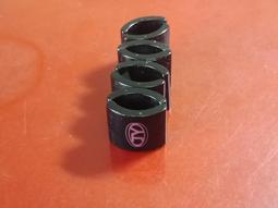 飛魚呼叫外星人[二手書_良好]0855 TAAZE讀冊生活 歷史價格詳細信息