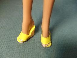 Barbie芭比閃亮發光美人魚公主可發光下水女孩玩具生日禮物HDJ36 歷史價格詳細信息