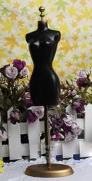 滿800免郵~限量版花朵吊珠婚紗~送頭紗跟隨機一套禮服 大胸娃可穿 可兒momoko、ob 也可穿 歷史價格詳細信息