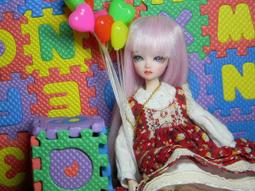 滿800免郵~限量版花朵吊珠婚紗~送頭紗跟隨機一套禮服 大胸娃可穿 可兒momoko、ob 也可穿 歷史價格詳細信息