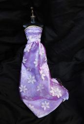 滿800免郵~限量版花朵吊珠婚紗~送頭紗跟隨機一套禮服 大胸娃可穿 可兒momoko、ob 也可穿 歷史價格詳細信息