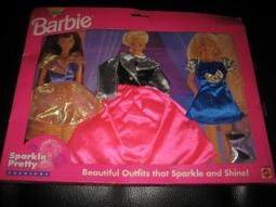 芭比 正版 服裝 寵物 照顧員 上衣 愛心 條紋 官配 衣服 歷史價格詳細信息