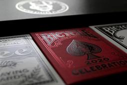 Signature Edition Bicycle (Black) Playing Cards 黑色單車牌 歷史價格詳細信息