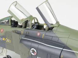 金屬完成品1/72 ROCAF F-104G 4347 113空戰英雄胡世霖上尉座機 ~~下標前請先私訊是否有現貨呦~~ 歷史價格詳細信息