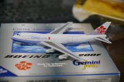 中華航空 747-400 1:200 SKYTEAM 彩繪機 盒差有破 NO:0166 木底座【三十之上 是練眼力的】 歷史價格詳細信息