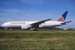 大陸  航天紀念鈔  無4  壹佰.衛星水印.  銀盾  評級鈔  68EPQ /A5-144 歷史價格詳細信息