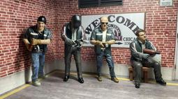 (場景專用) 1/18 展示盒 ????️限量贈送墊高座 ????️ 可堆疊 收納盒 防塵盒 autoart 1/43 1/64 歷史價格詳細信息