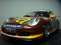 1/18 PORSCHE 911 (996) RS  AUTOART 歷史價格詳細信息