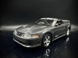 Saleen S7~比例1/64合金車完成品~KYOSHO出品 歷史價格詳細信息