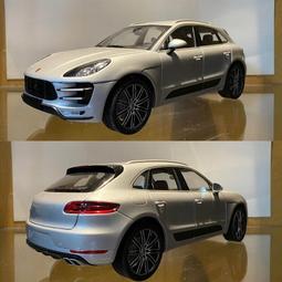 Porsche Macan橡膠地墊（休旅車一定要用防水的，戶外活動好清理，橡膠厚實耐用，正常踩踏表面必有痕跡，完美主義者勿購） 歷史價格詳細信息