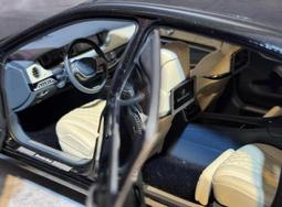 Almost Real 1:64 ARbox 奔馳S邁巴赫680 獨家版 maybach合金車模 歷史價格詳細信息