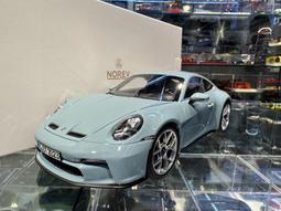 吉華@ 1/18 NOREV Porsche 911 992 GT3 Special Edition 銀色 歷史價格詳細信息