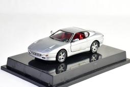 在模型車收藏家。原廠精品 1/43 BMW 4 Series Coupe。藍頂黑配。 歷史價格詳細信息