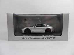 MINICHAMPS 1/43 Porsche Carrera GT (銀粉灰) 歷史價格詳細信息