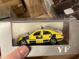 《模王》 賓士 Benz CLK 2002 比例 1/18 合金車 MotorMax 歷史價格詳細信息