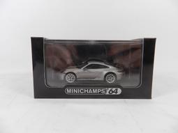 烈馬 Minichamps 1/64 Porsche 934 #68 24h Le Mans 1978 歷史價格詳細信息
