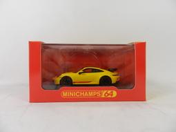 烈馬 Minichamps 1/64 Porsche 934 #68 24h Le Mans 1978 歷史價格詳細信息