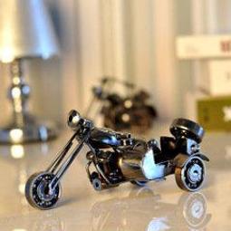 【LHSN 璘の部屋】火車模型鐵藝工藝品居家裝飾品新房擺件個性擺設現代時尚簡約✽代購致格工坊✽ 歷史價格詳細信息