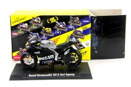 [玩具帝國]全新但已拆封盒況不好不介意再買 7-11 MOTO GP 小飛俠 羅西 ROSSI  紀念 安全帽 歷史價格詳細信息