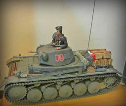 二號金不換2支打包，70年代高定款兼毫小長峰老湖筆，手工刻字，刻字精美，牛角頂，牛角斗，筆桿細長，輕盈，其中-1794 歷史價格詳細信息