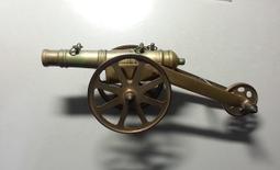 全新 / 銅製 / 三連座供台 / 黃銅色 / 小號 / 長約 18.5 CM / 放 供佛杯、敬神杯 歷史價格詳細信息