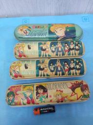 早期 文具行 娃娃 小偶 絕版 中間 有點小灰塵 2 單賣 歷史價格詳細信息