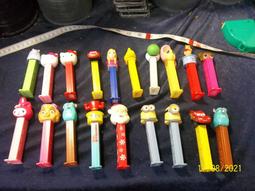 ◎貓頭鷹童書窩◎企鵝打開心窗話童年第二屆金羽獎全國兒童徵文比賽一套2本72年出版(近6成新)不分售 (1F-TabA) 歷史價格詳細信息