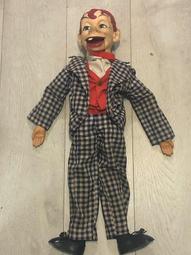 罕見超美品1960年代瑞士停產（（庫存盒裝美品））宇宙(((UNIVERSAL GENEVE))薄型手動上鍊機械懷錶 歷史價格詳細信息