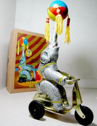 +鐵八甲+原單正版 V怪客面具V for Vendetta Guy Fawkes Mask塑料(偏白略霧面)高品質 歷史價格詳細信息