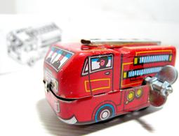 小消防車出動[88折] TAAZE讀冊生活 歷史價格詳細信息