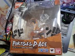 微盒損全新正版 Tomy 戰鬥陀螺 UX04 UX-04 極限衝擊對戰組U （陀螺盤 *1+ 陀螺 *2+ 發射器 *2 歷史價格詳細信息