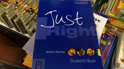 Just Right Elementary Level: Student's Book with Audio CD 歷史價格詳細信息