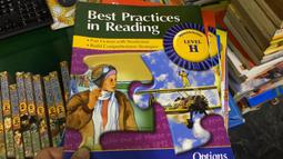 附光碟無劃記 Just Right Student's Book Intermediate  42Y 歷史價格詳細信息