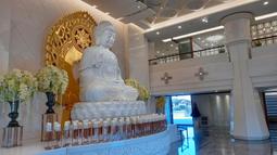 0905556902客人買賣五湖園骨灰位客人搬家售五湖園牌位園區內辦權狀過戶再收錢清明掃墓拜祖桃竹苗中彰投撿骨灰罐一萬二 歷史價格詳細信息