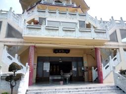 065706632台南撿骨擇日黃玉骨灰罐一套12000元客人買賣名度骨灰位五樓寶塔位園區內櫃台辦好權狀過戶再付錢禮儀服務 歷史價格詳細信息