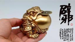 貔貅 金蟾蜍 貓妖 一念之間 虎鍘將軍 手機包膜膜料 神像 神明 膜潮文創正版授權 MO TREND 膜潮 虎頭鍘 M 歷史價格詳細信息