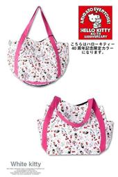 【日本限定】正版 Hello Kitty / 美樂蒂 / 雙子星 / 布丁狗 / 蛋黃哥 系列 線控 自拍桿 歷史價格詳細信息