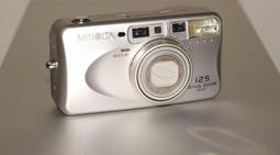 Minolta Riva zoom 70W 底片相機 2手 歷史價格詳細信息