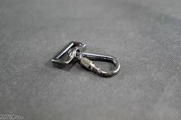 世界特賣會 折疊老花眼鏡手機殼 眼鏡可收納在手機背蓋 不用再找眼鏡了 摺疊方便好收納 包含兩種收納 歷史價格詳細信息