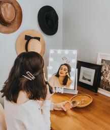 化妝鏡 110V LED化妝鏡 家用美妝鏡 學生宿舍鏡 台式化妝鏡 三色燈鏡 商用燈鏡 歷史價格詳細信息