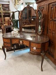 古董民國老鏡子一塊，中國的。很老，保真，品相一流，無毛病，長22116 歷史價格詳細信息