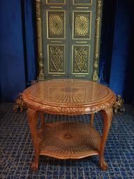 ⚜️ 皇家之門 . 歐洲古董 ⚜️19世紀 德國古董 黑森林 精湛手工 立體雕刻 花鳥 座鐘 花瓶 三件組 歷史價格詳細信息