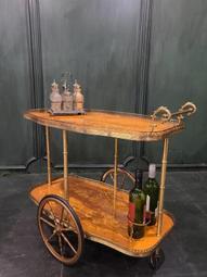 歐洲 大型 銅燈 庫存燈罩  . 老庫存 膠膜未拆 . 燈罩傾斜角度可調 . 燈罩徑 40 高度69 歷史價格詳細信息