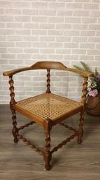 【卡卡頌  歐洲古董】法國老件 曲木 雕刻 真皮坐墊 個性 扶手椅 餐椅 書桌椅  ch0360 歷史價格詳細信息