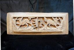 古董老件木雕窗花．單面高129長26寬1.5公分可交換物品 歷史價格詳細信息