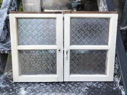 早期檜木窗(5)~~玻璃窗~~高約66.8CM~~懷舊.裝飾 歷史價格詳細信息