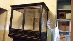 正老 TOYO 超凸玻璃 電鐘 準確 . 白色面板 金色鋁字 . 全新 JAPAN 機心準確.  電池驅動 歷史價格詳細信息